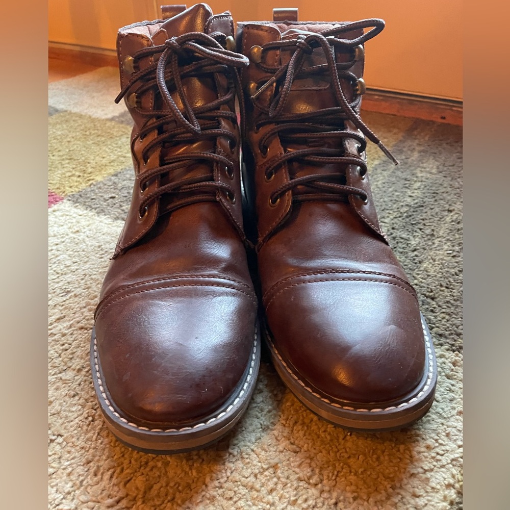 Men’s Brown lace-up boots